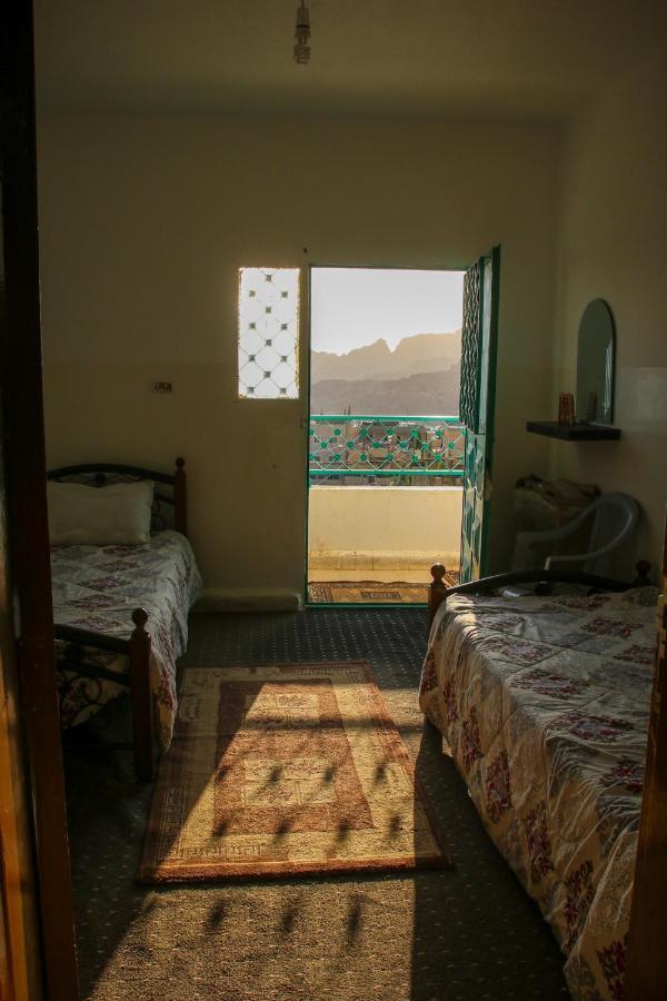 Petra Family House Bed & Breakfast Exterior photo